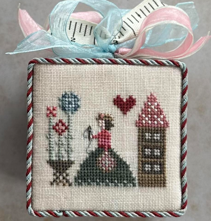 Needleworker's Frill by Heart in Hand