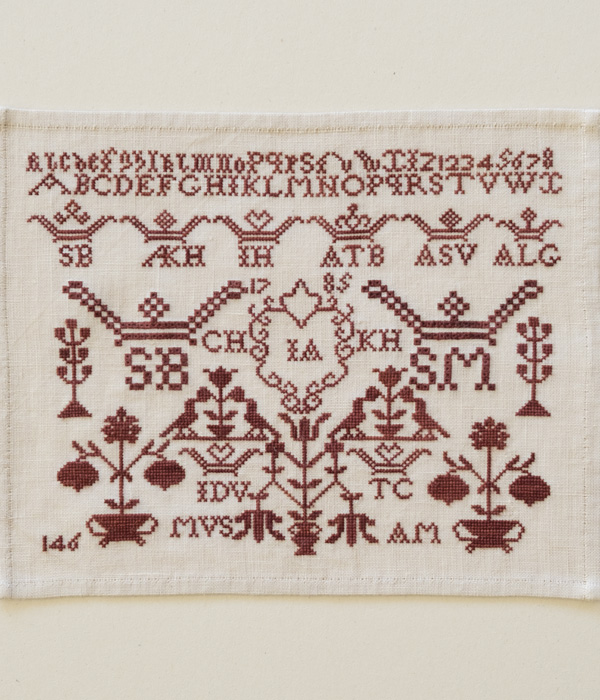 Antje Meester 1785 by Modern Folk Embroidery