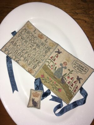Garden Queen NeedleBook by Chessie & Me