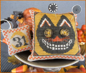 Button Eyed Cat by The Scarlett House