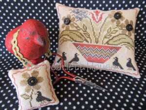 Button Posies by The Scarlett House